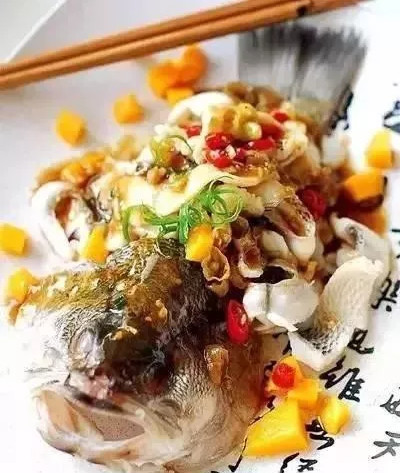 果粒烧汁鲈鱼.jpg